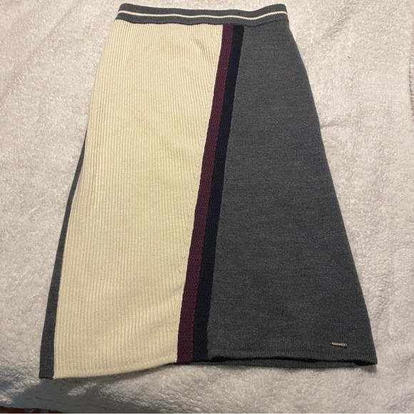 Ted Baker Dresses & Skirts - TED BAKER womens wool blend sweater knit midi skirt gray asymmetrical st…